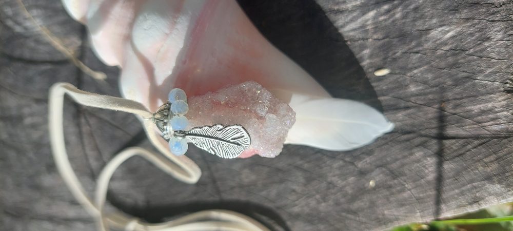 Rose crystal pendant